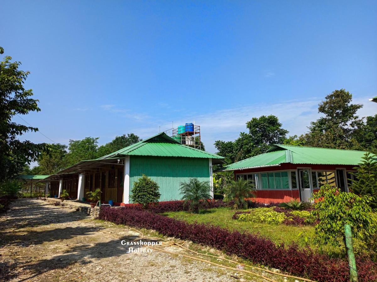 Grasshopper Jungle Queen Resort Chālsa 외부 사진